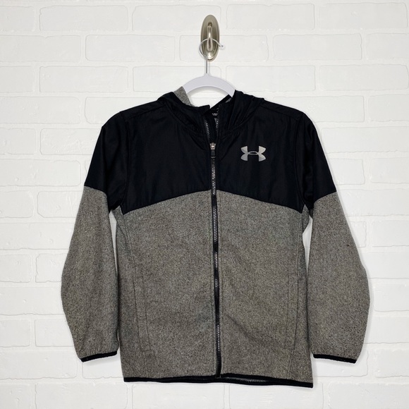 Under Armour Other - Under Armour Youth Medium Gray & Black Jacket